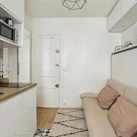 Appartamento Small Comfortable Near Eiffel Tower *